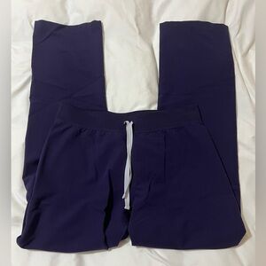 Purple jam Livingston style pants by figs, size medium tall